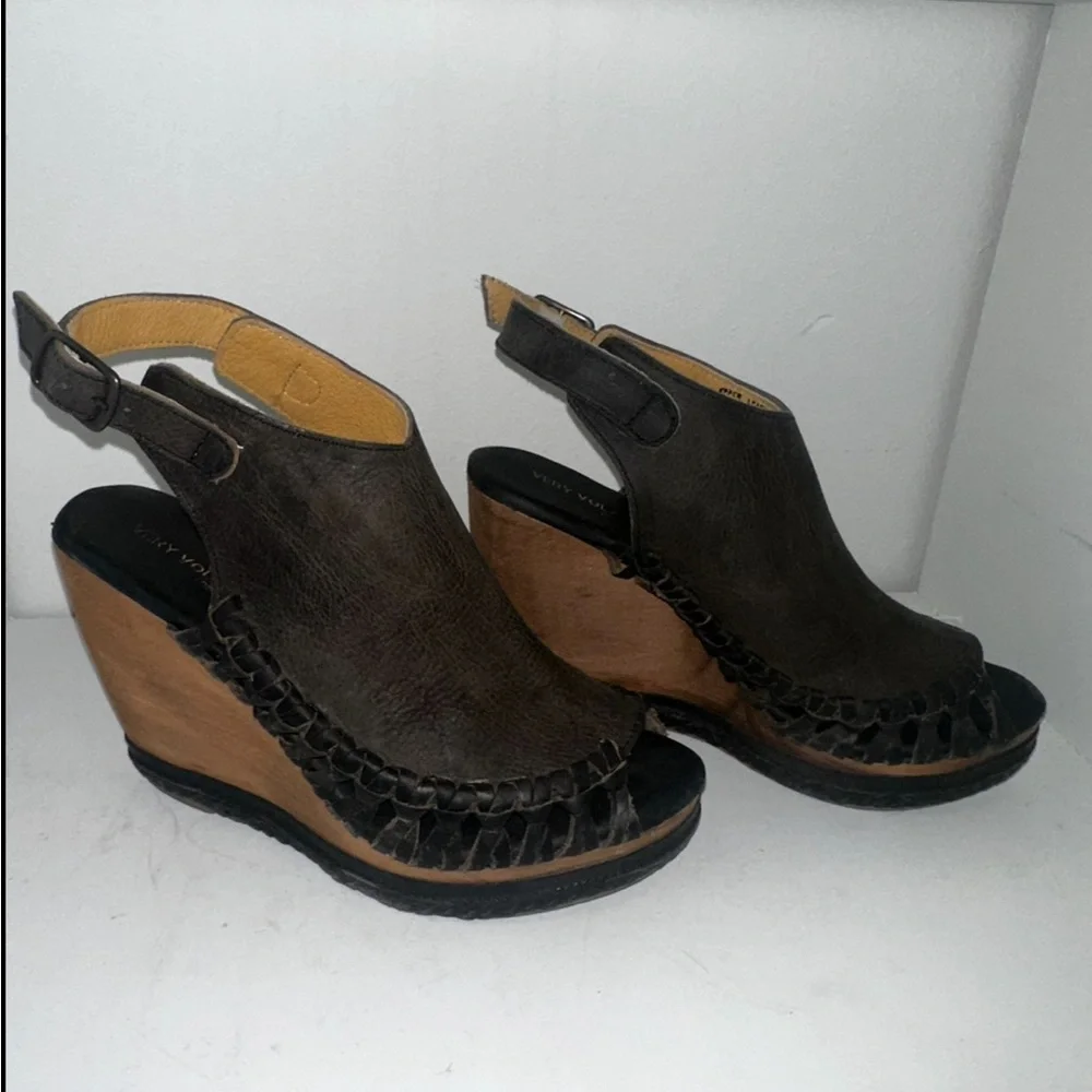 Absolute Wedge - Picture 3 of 4